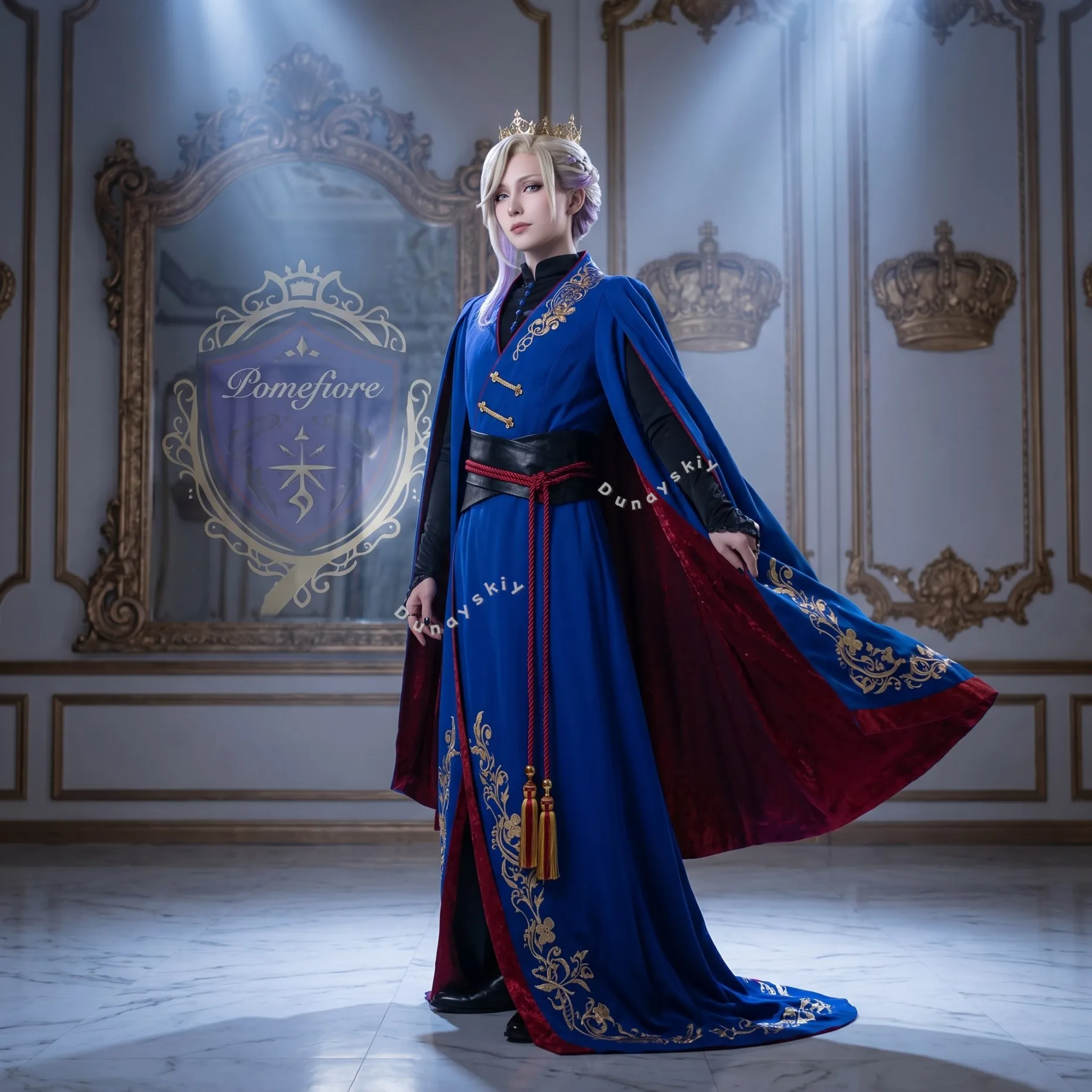 

Anime Game Cosplay Vil Schoenheit Purple Highlighting Synthetic Hair Fashion Light Gold Updo Wigs Halloween