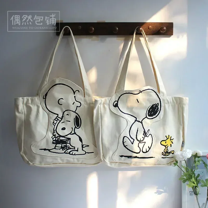 

Zipper Large Capacity girl shopping Bag snoopy Canvas storage Bag fashion Shoulder Bag Cartoon Cute 29x35x8cm