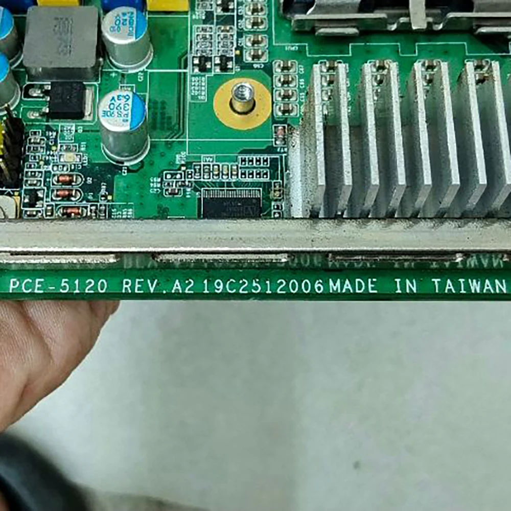

PCE-5120 REV.A2 PCE-5120VG Материнская плата компьютера промышленного управления