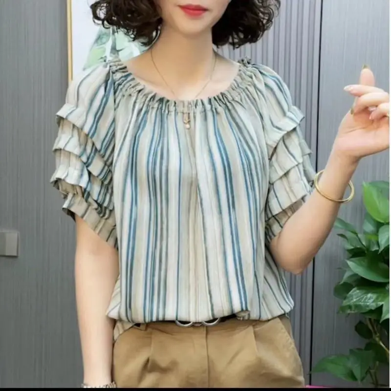 

2024 Summer New Women's Pullovers Crew Neck Stripe Casual Korean Version Loose Short Sleeve Commuter Chiffon T-shirt Thin Top