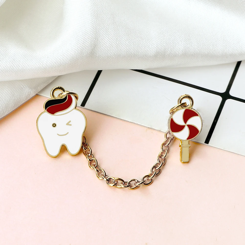 Cute Wink Tooth Enamel Brooch with Chain Cartoon Lollipop Lapel Pins Protect Teeth Backpack Denim Badge Jewelry Gift For Dentist