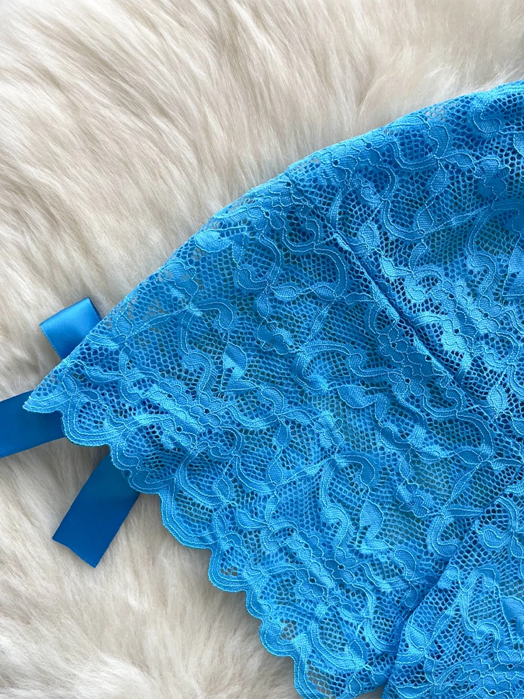 女性のツーピースセットヴィンテージノースリーブリボンクロップトップとAラインミニショーツヴィンテージY2kレースショーツパンツセット2000年代の服