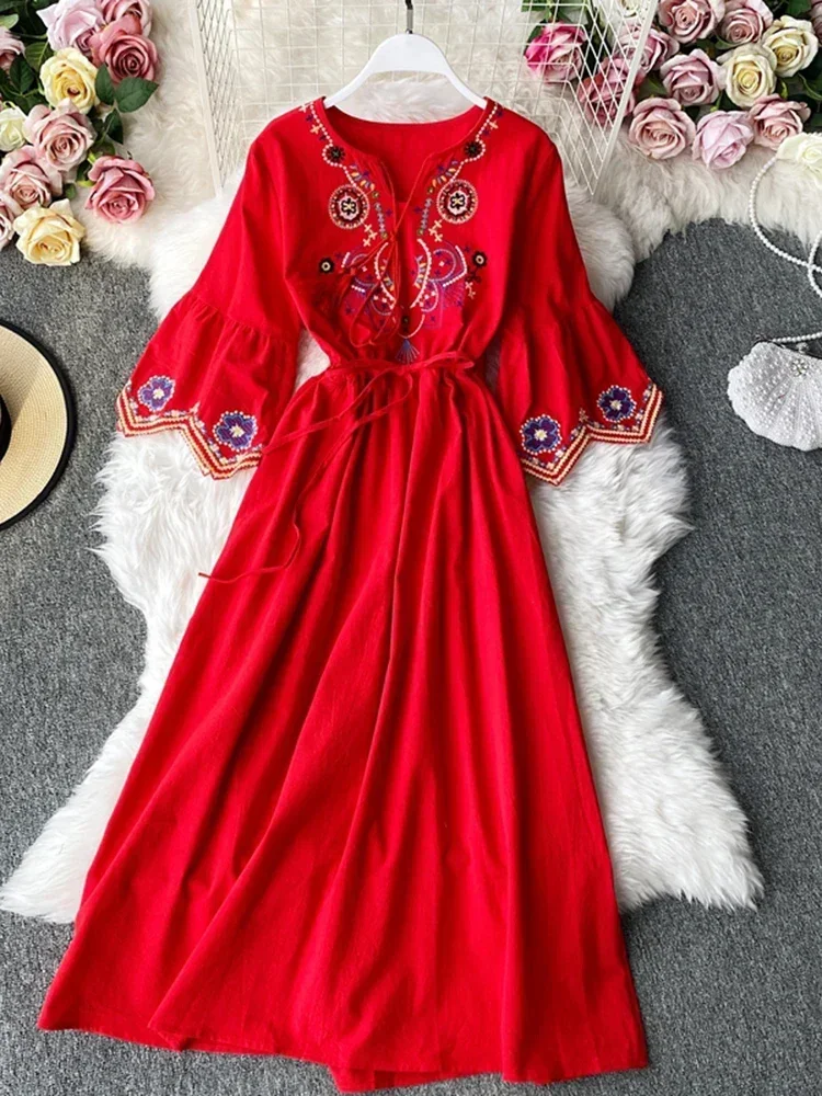 Autumn Dress Temperament Thailand Bali Beach Skirt New National Style Swing Long Bohemian Beach Holiday Red Dress Women