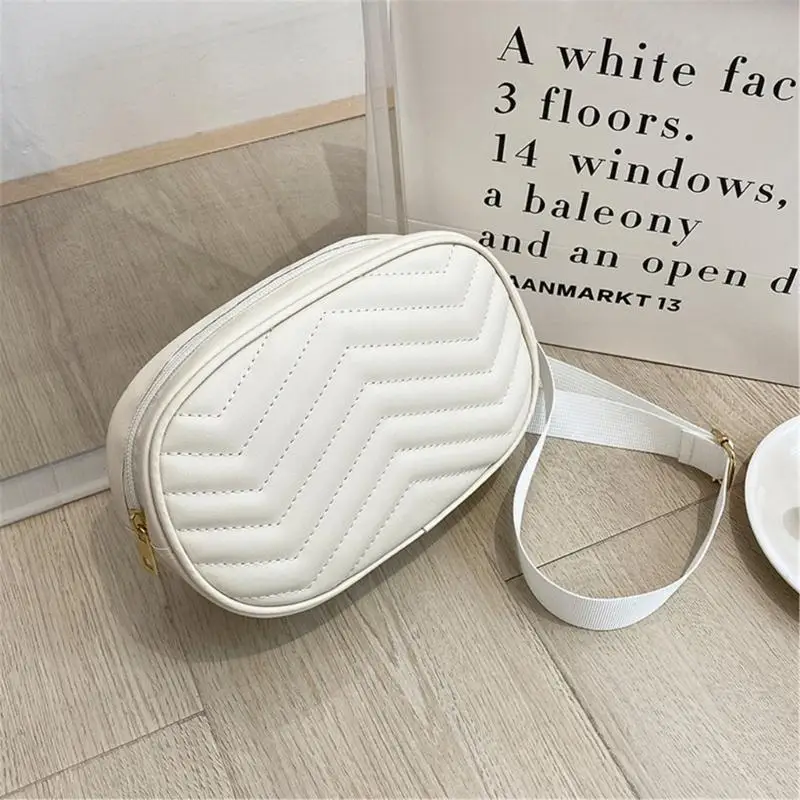 63HC Summer Fanny Pack PU Chest Bag with Adjustable Strap Crossbody Bags Keep Your Belongings Handy