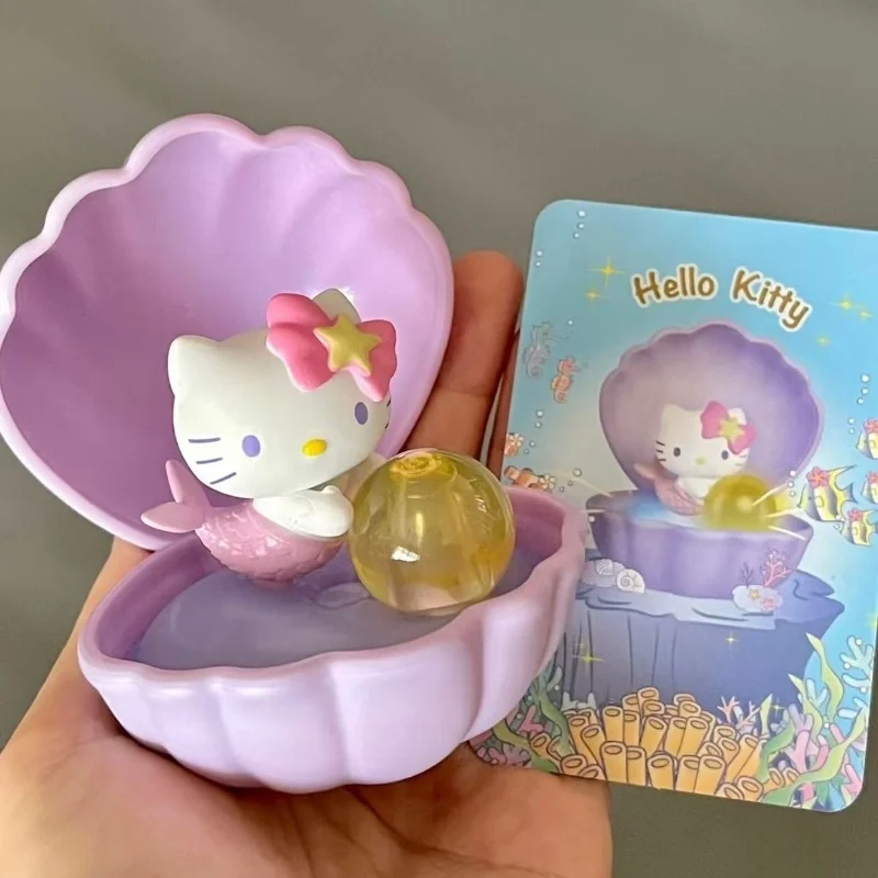 حقيقية سانريو حورية البحر الأسرة سلسلة صندوق أعمى ضوء الليل Kawaii نموذج بولي كلوريد الفينيل كورومي Pochacco سينامورول مرحبا كيتي هدية مزخرفة