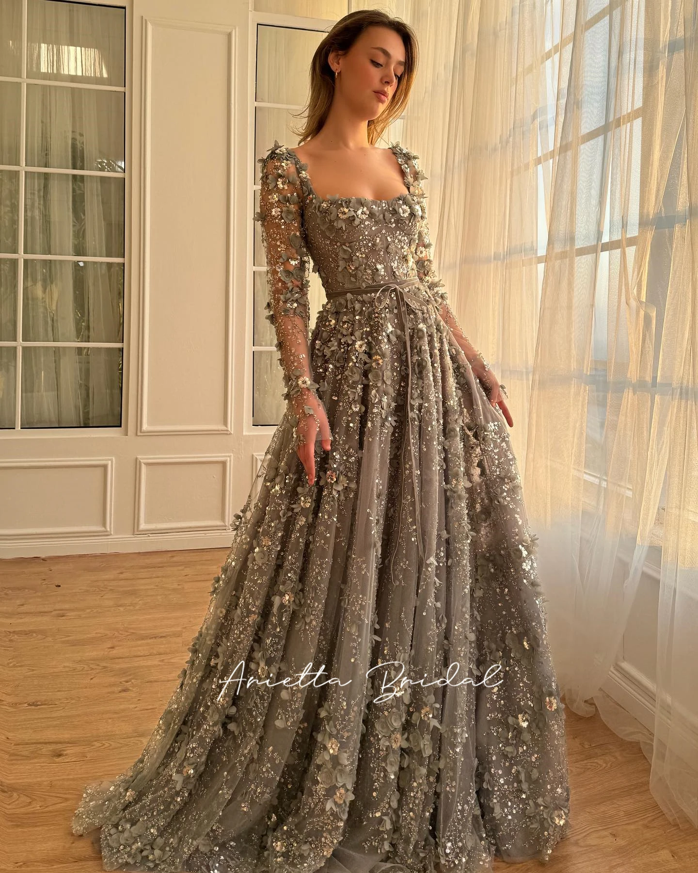 Arietta Gray Floral Sequin Beading Tulle Maxi Prom Dresses Long Sleeves 3D Flowers A-Line Evening Gowns Formal Occasion Dresses