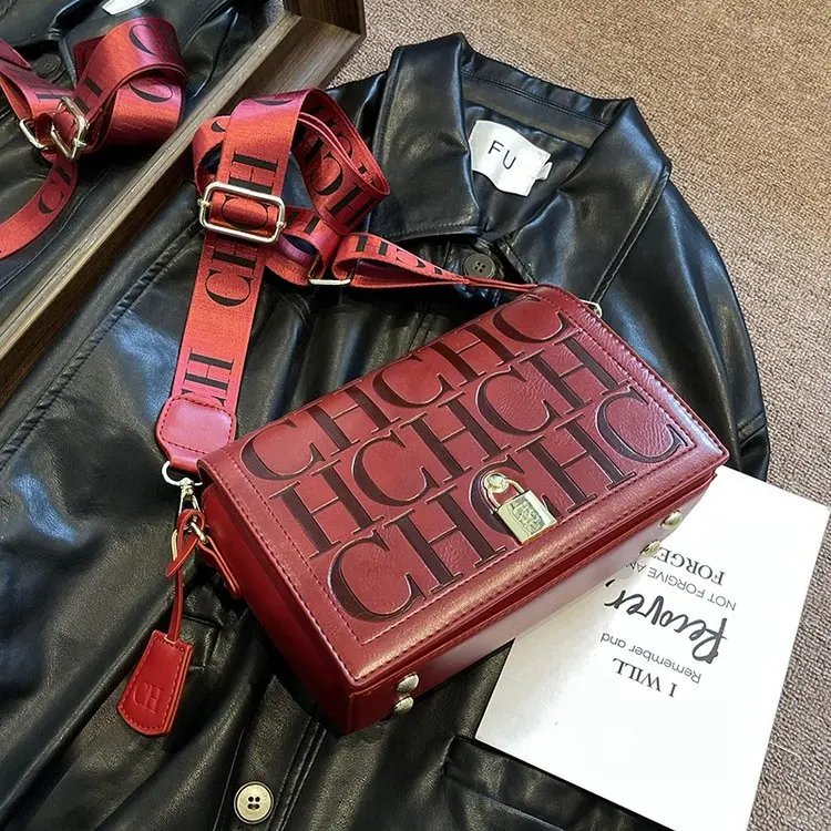 

New Large Capacity Crossbody Bags for Women, Vintage Pu Leather Square Shoulder Handbag, Multi-pocket Hobo Purse for Work Travel