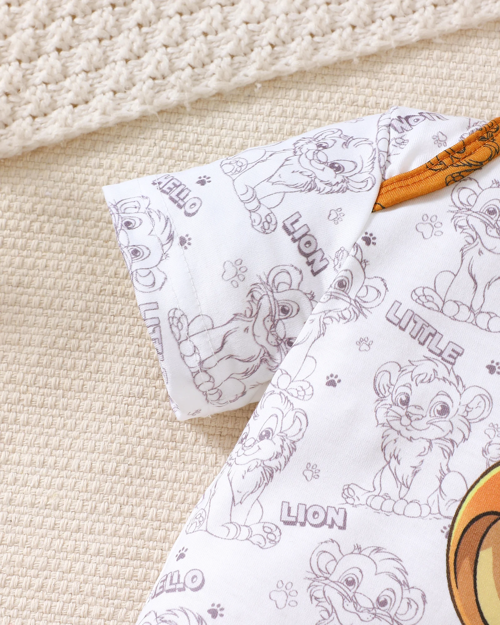 0-18 Monate altes Baby Jungen-Set mit Cartoon-Löwen-Print, Oberteil, Hose, Mütze, dreiteiliges Set, Neugeborenen Baby Jungen Sommermode-Set – Detail 5
