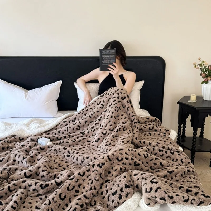 2025 new Nordic style leopard print blanket double layer autumn and winter thickened lamb wool blanket sofa blanket