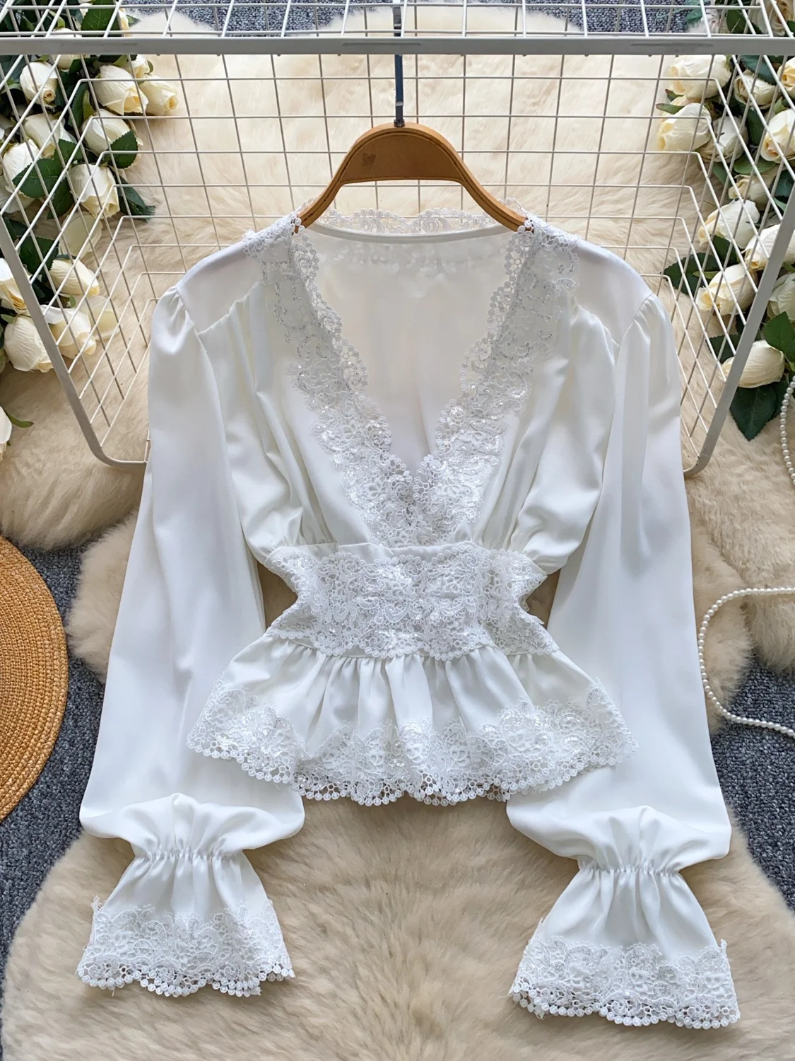 Retro V-hals Pailletten Kant Splitsen Uitlopende Sve irt Dames Herfst Hoogwaardige Taille-cinching Zijden Top Koreaanse Sle losse Fit
