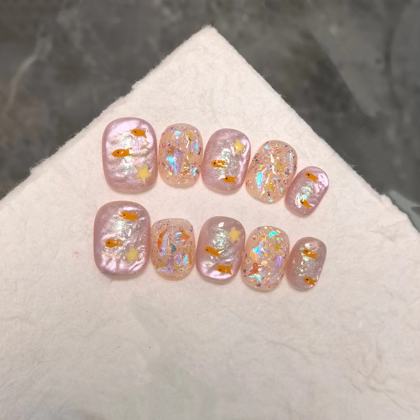 

10pcs Handmade Press on Nails Pink Ocean Aurora Cat's Eye Fake Nail for Women&Girl Small Fish Summer Detachable Wearable Nail