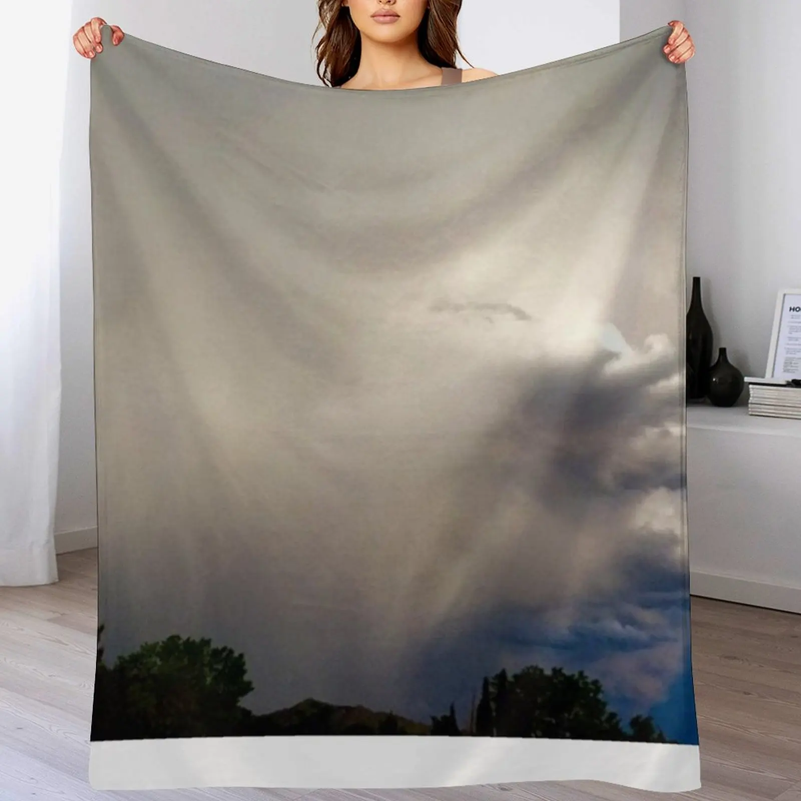 

Clouds Throw Blanket Warm Comfortable Blanket Gift for Parents Friends