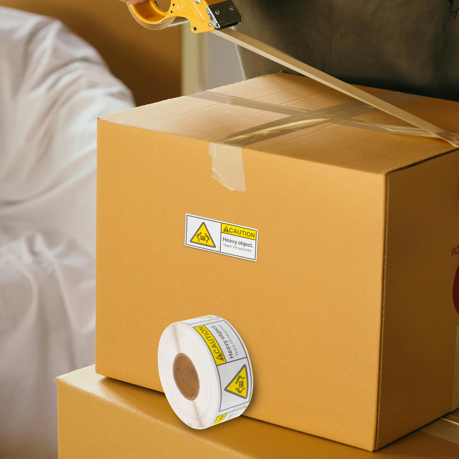 

1 Roll Heavy Object Sticker Team Lift Label Adhesive Shipping Packaging Label Heavy Duty Warning Stickers for Shipping