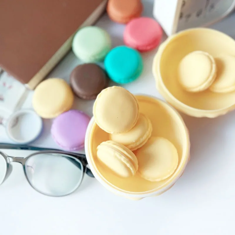 Cute Candy Pill Case Candy Color For Pill 6 Colors Pill Organizer Medicine Box Drugs Container Round Plastic Splitter