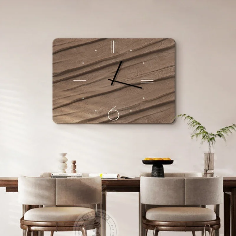 2023 New simple modern log style clock hanging wall clock living room dining room light luxury high-end decorative wall clock