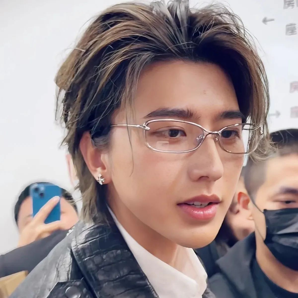 Korean Retro Anti-blue Light Glasses Women No Makeup Plain Glasses Men Contrasting Cute Decorative Computer Glasses