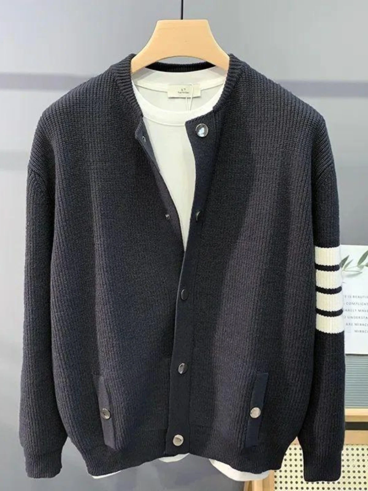 New Autumn Winter 2025 T-Shirt Open Cardigan, Men's Fashion Jacket, High Quality T-Sweater, Retro Style.