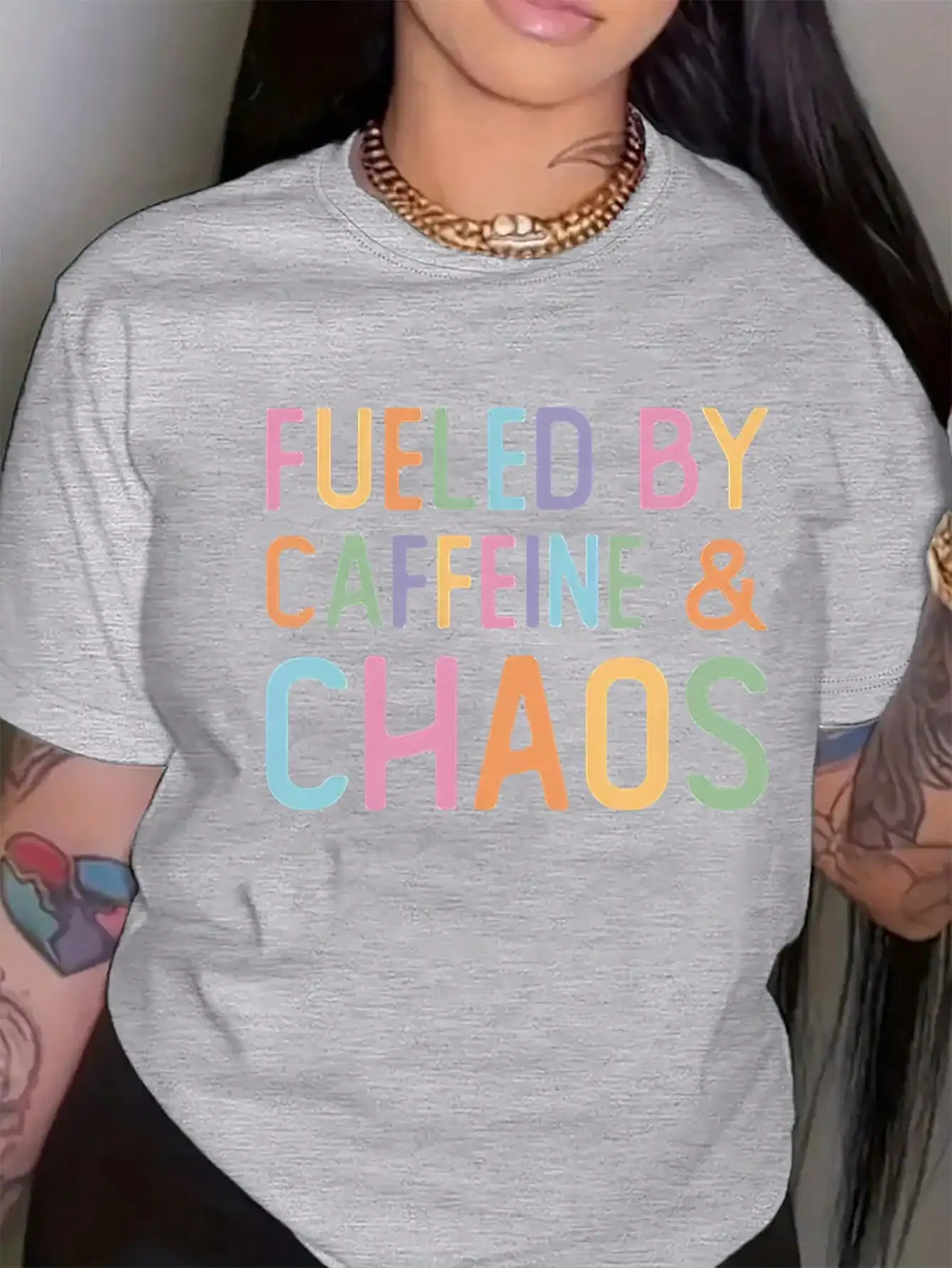 

Ladies' colorful letter printed casual short sleeved T-shirt modern and energetic design suitable for casual and sports styles