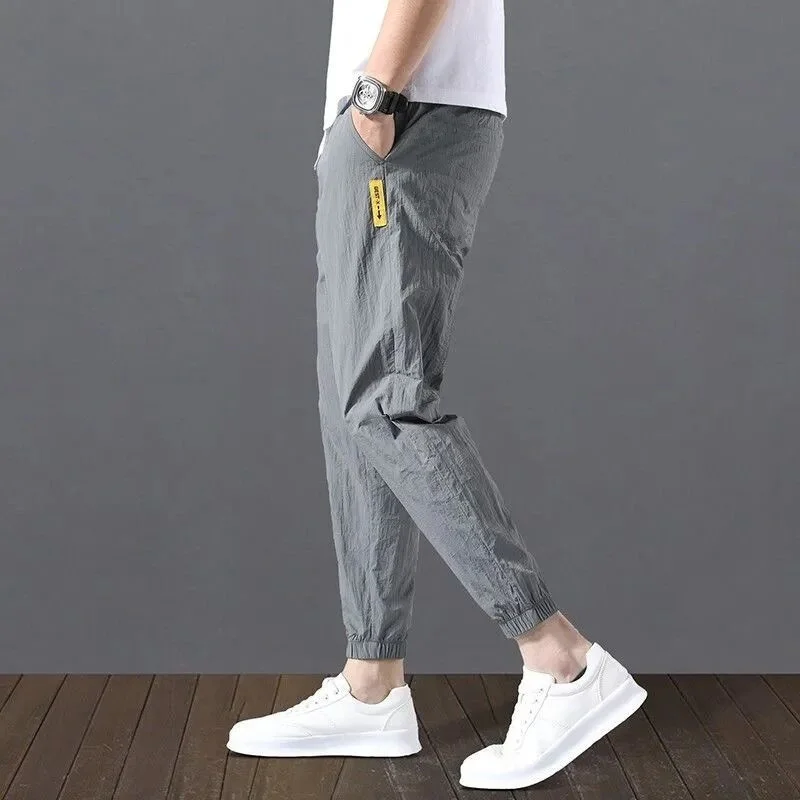 Eis Seide Männer der Sommer Koreanische Mode Hosen Lose Neun Punkt Hosen Klassische Kordelzug Elastische Taille Jogging