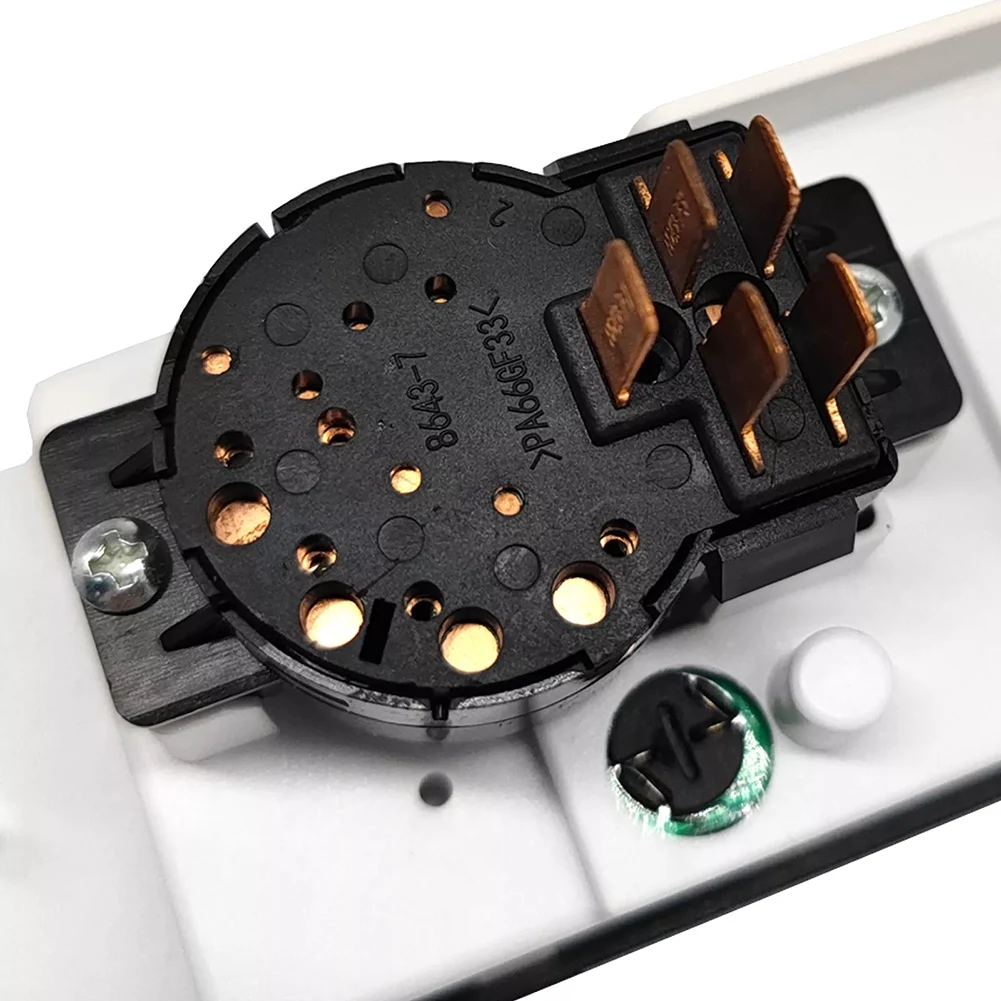 

Для Jeep Wrangler 2005-2006 Блок климат-контроля отопителя кондиционера 55056558AA 55056558AB