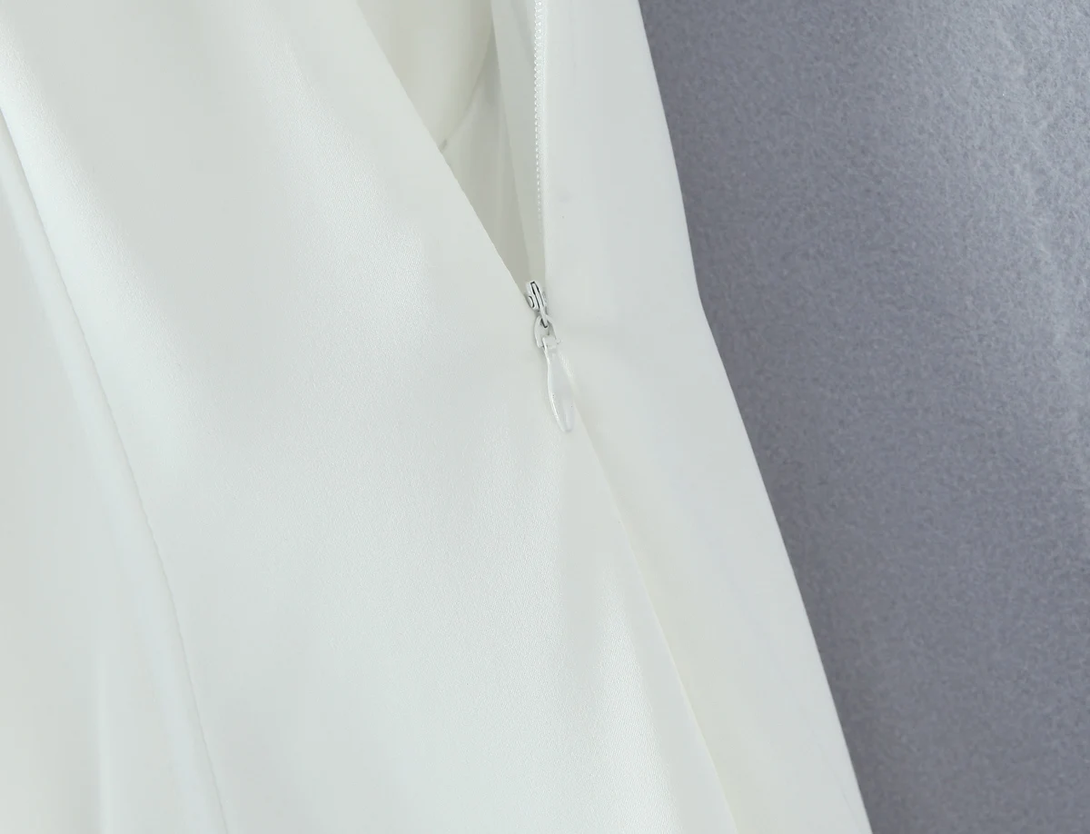 새로운 섹시한 화이트 새틴 패드 브라 리본 타이 보우 홀터 슬링 드레스 여성용 본딩 슬림 로우 웨이스트 볼 가운 BUD 드레스 여성 의류