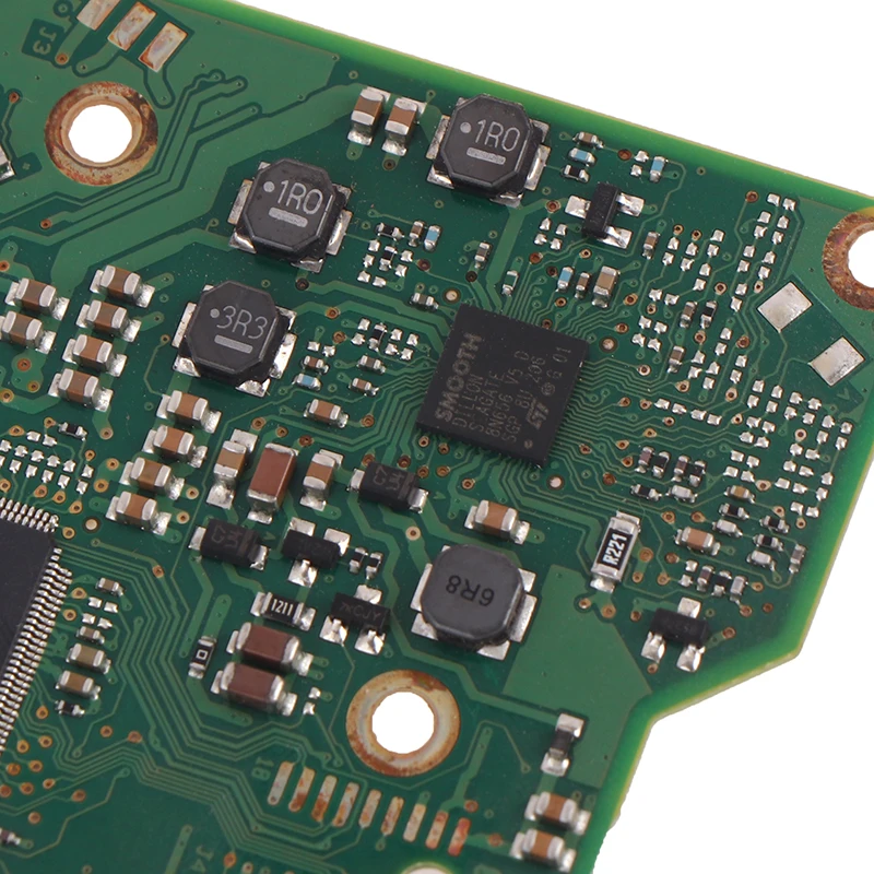 HDD PCB Logic Board/ 100687658   REV C, 100687658   REV B / 1332 / ST3000DM001, ST1000DM003, ST2000DM001