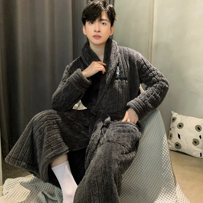 Autumn Winter New Bathrobe Men Warm Coral Fleece Nightwear Loose Kimono Robe Shower Sleepwear with Pocket Thick Home Clothes