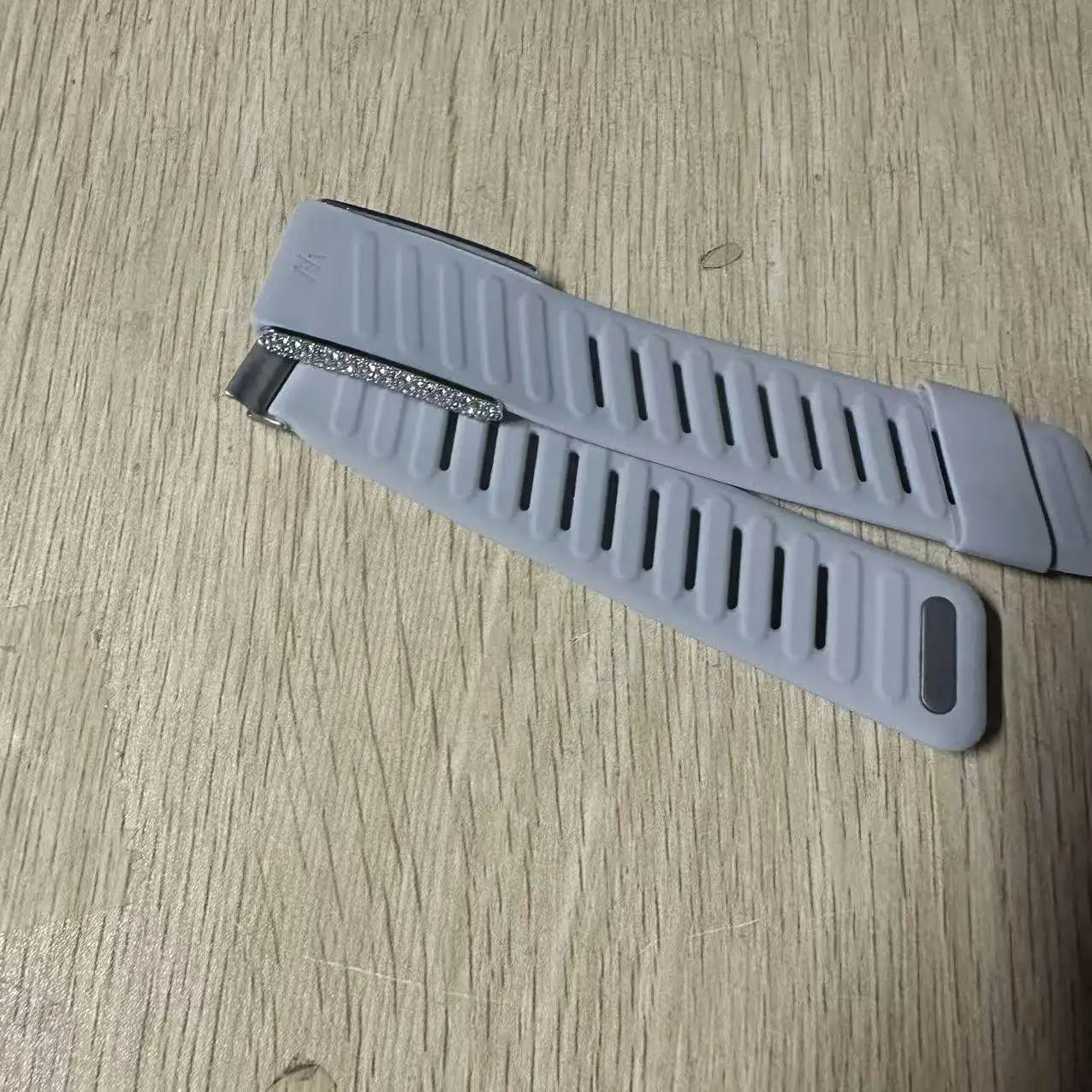 Diamond-Embedded For Whop5.0 Straps Slicone Elastic Shiny Wristband with Full-Diamond Silver Metal U-Frame Bands