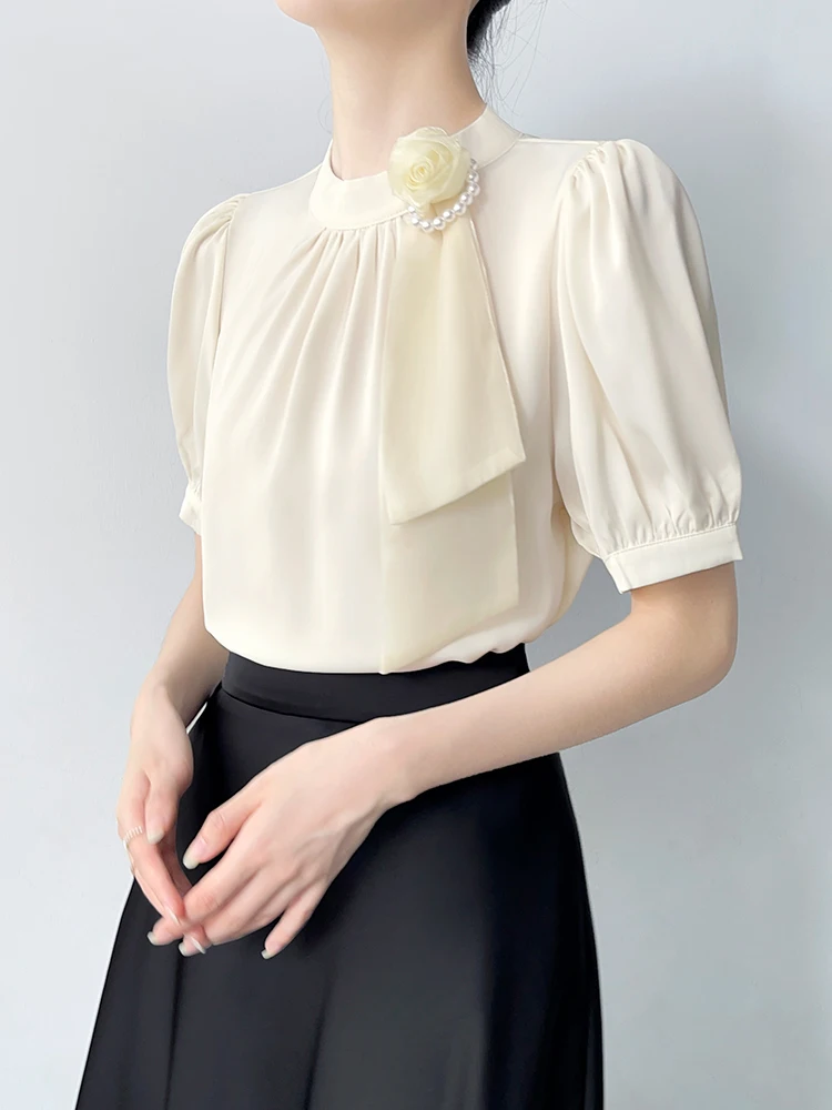 

Новая летняя женская блузка из атласа с круглым вырезом, короткими рукавами-фонариками и цветочной вышивкой, мягкая и легкая