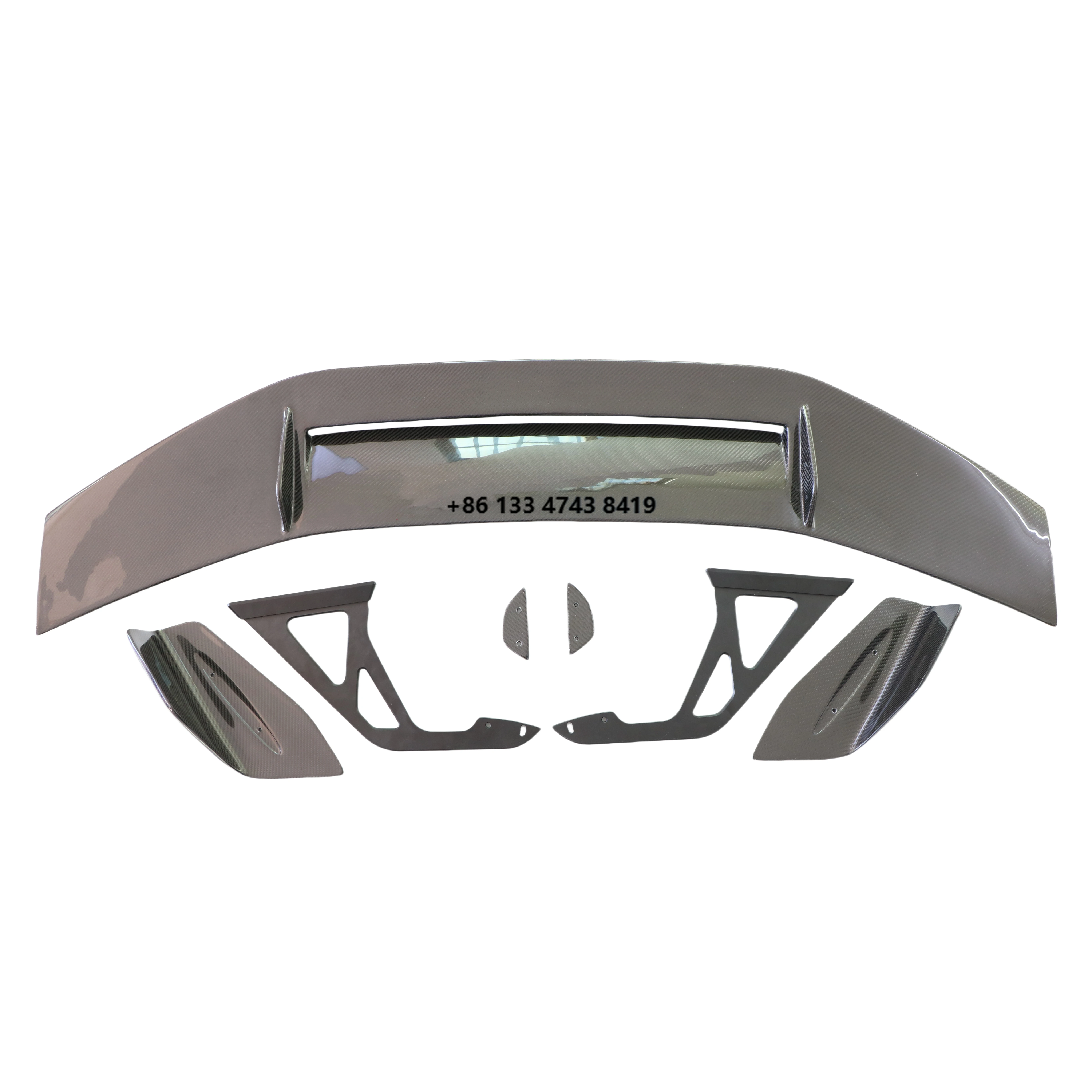 

Upgrade Suitable for Most Three-Box Cars – AD Style Third Tail Spoiler