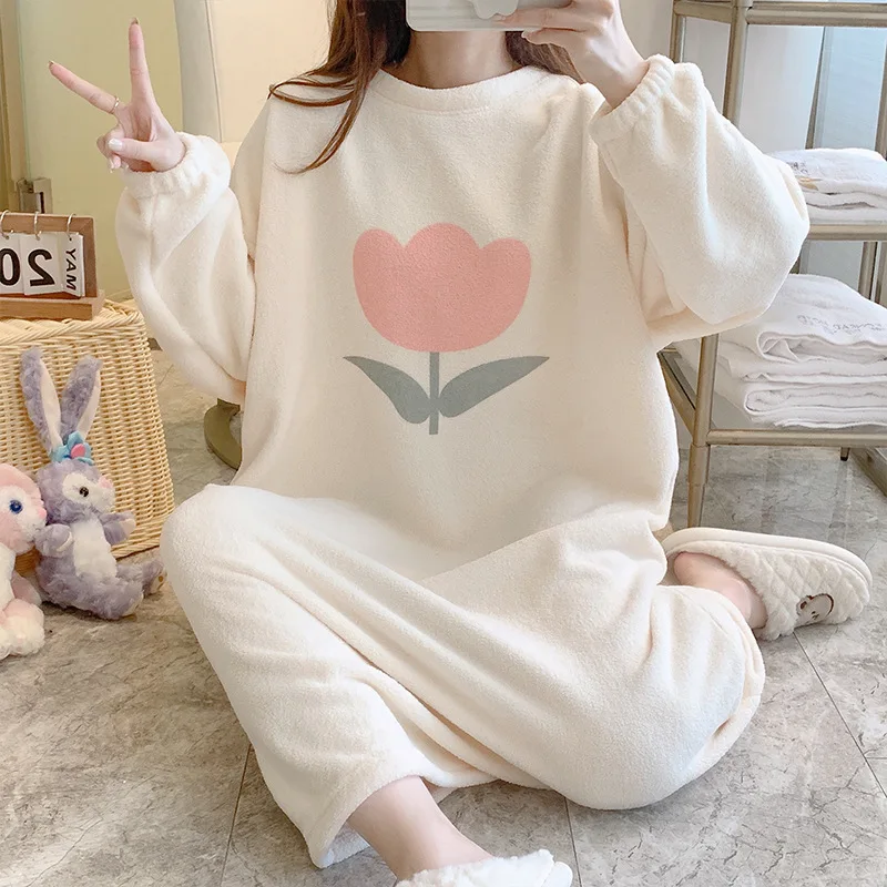 Flannel Long Sleeved Nightdress Women\'s Thick Fleece Sleepwear Loose Round Neck Warm Coral Fleece Nightgown Home Dress Nightwear