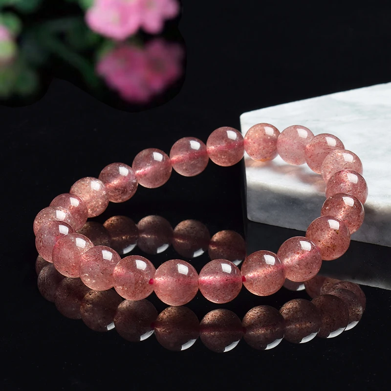 

Natural Strawberry Quartz Bracelets Smooth Round Beads Pink Red Crystal Bracelet For Women Exquisite Gifts Healing Stone Jewelry
