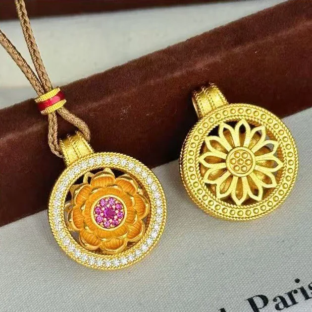 

AU999 Women's Lotus Eight Treasures Compass Pendant 24K Gold - Valuable gold, unique decorative & collectible piece