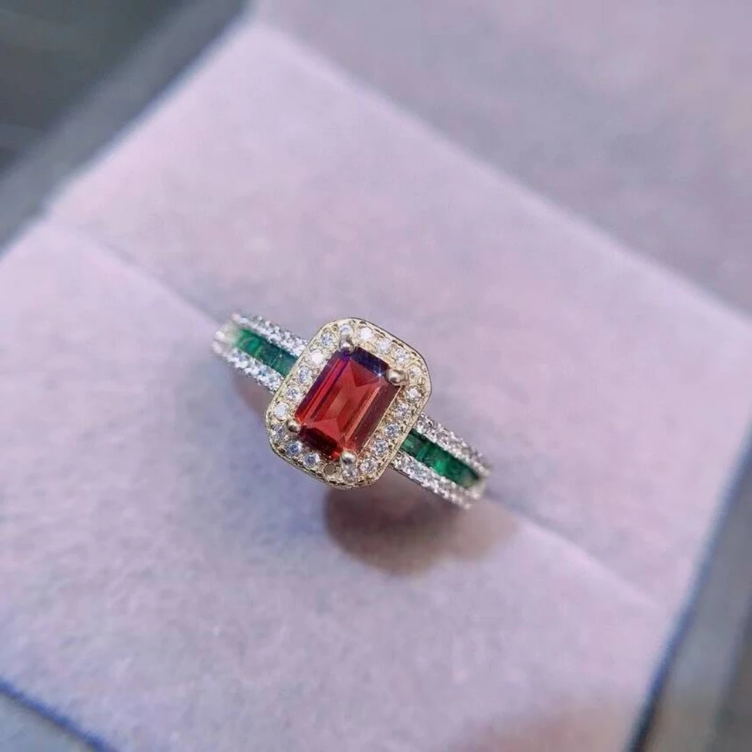 KJJEAXCMY New style Jewelry Natural Women's Garnet Ring 925 silver inlay Colorful and splendid Crystal pure fire flash explosion