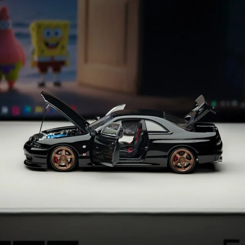 In stock: 1:64R33 alloy die-cast miniature simulation car model creative decorative item, festival gift