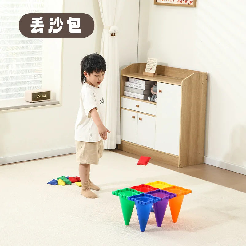 플라스틱 반지 + 아이스크림 콘 + 샌드백 타워 어린이 반지 던지기 부스 카니발 스포츠 장난감 던지기 속도 훈련 게임 무작위 색상