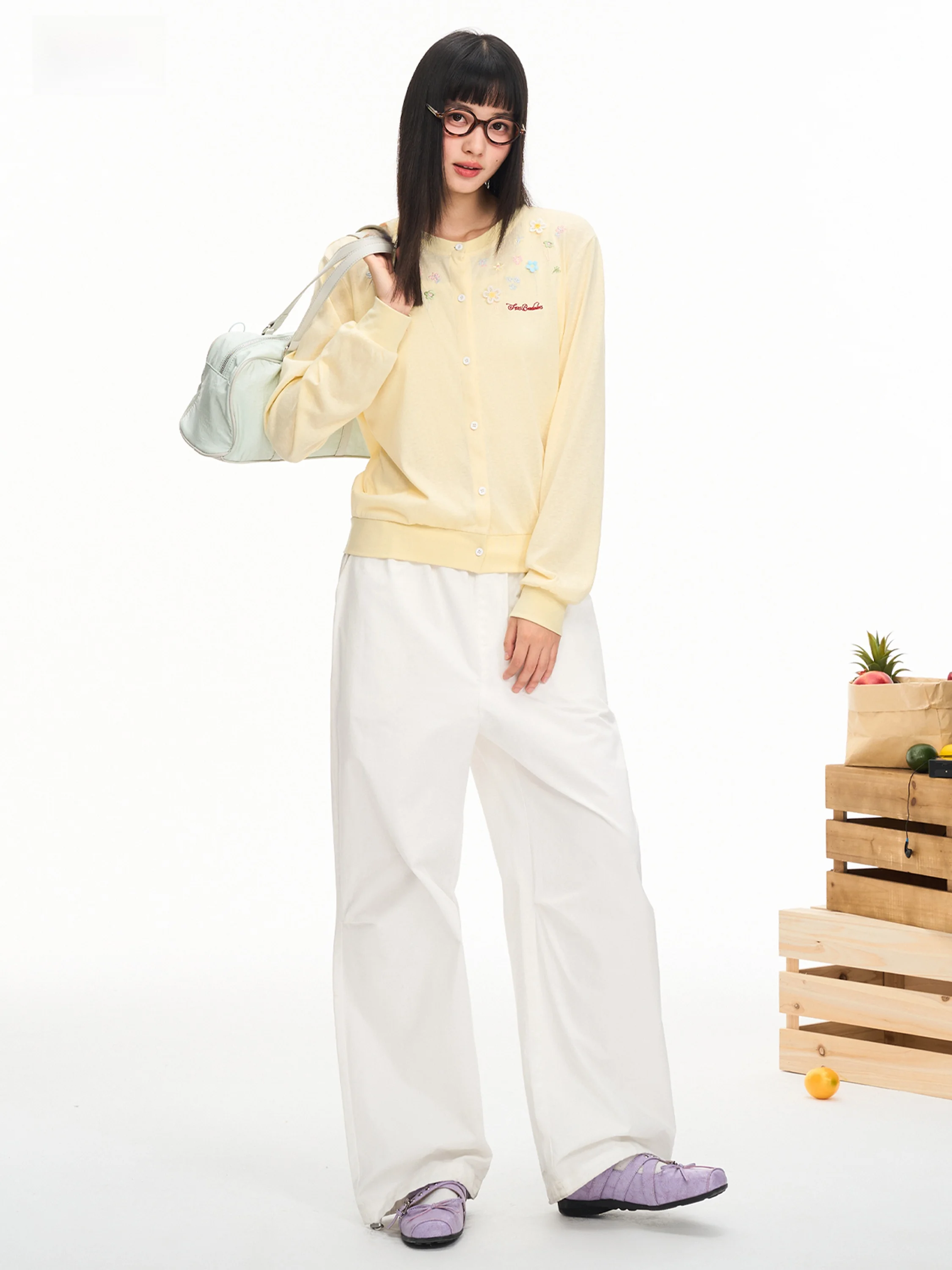 F426 Store Rajutan Ringan Bernapas Model Bulat Lengan Panjang Bersulam Bunga, Atasan Santai Musim Panas Terbaru