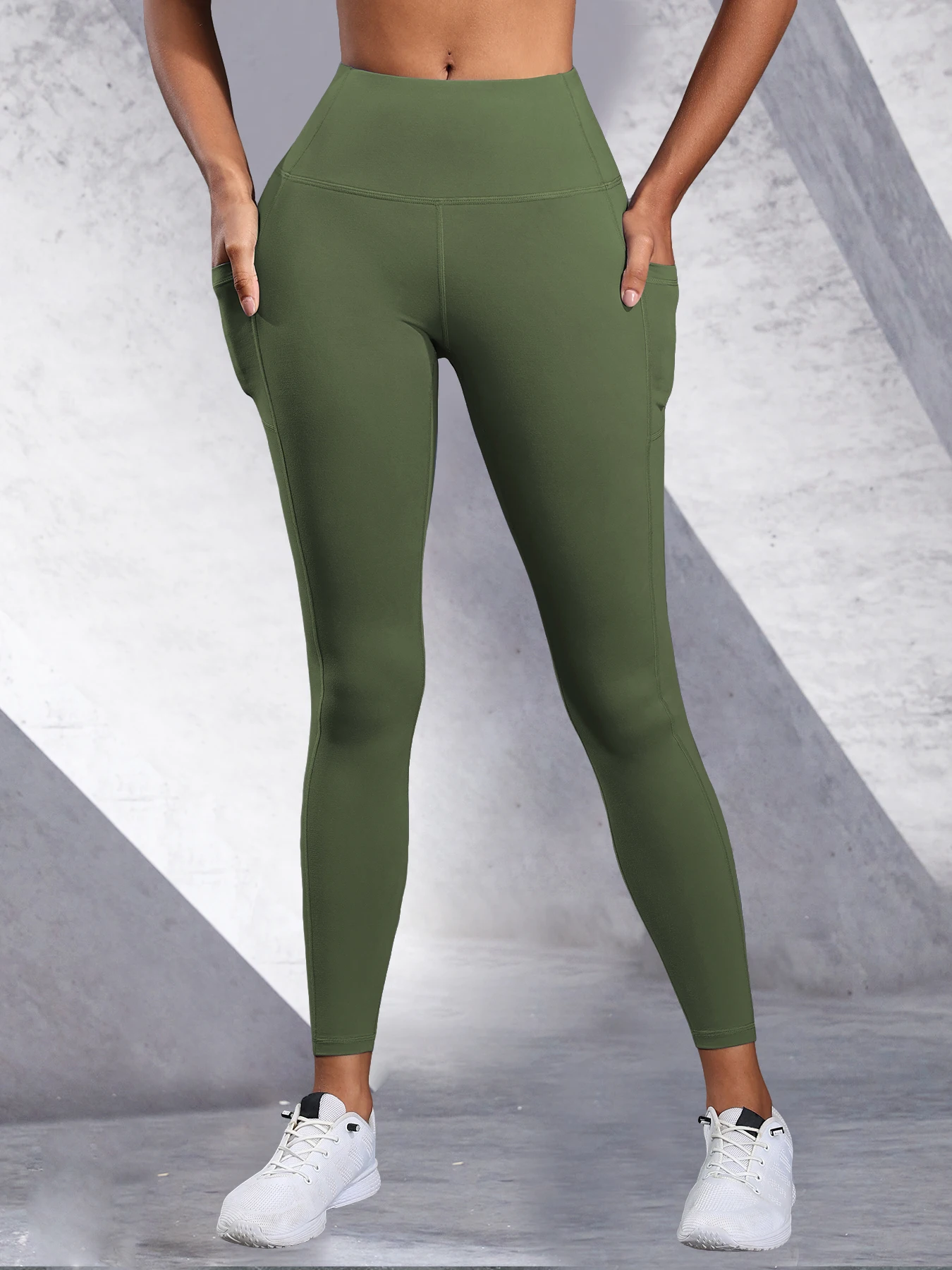 سراويل اليوغا النسائية عالية الخصر مع جيوب جانبية سراويل رياضية للنساء سراويل ضيقة للتحكم في البطن