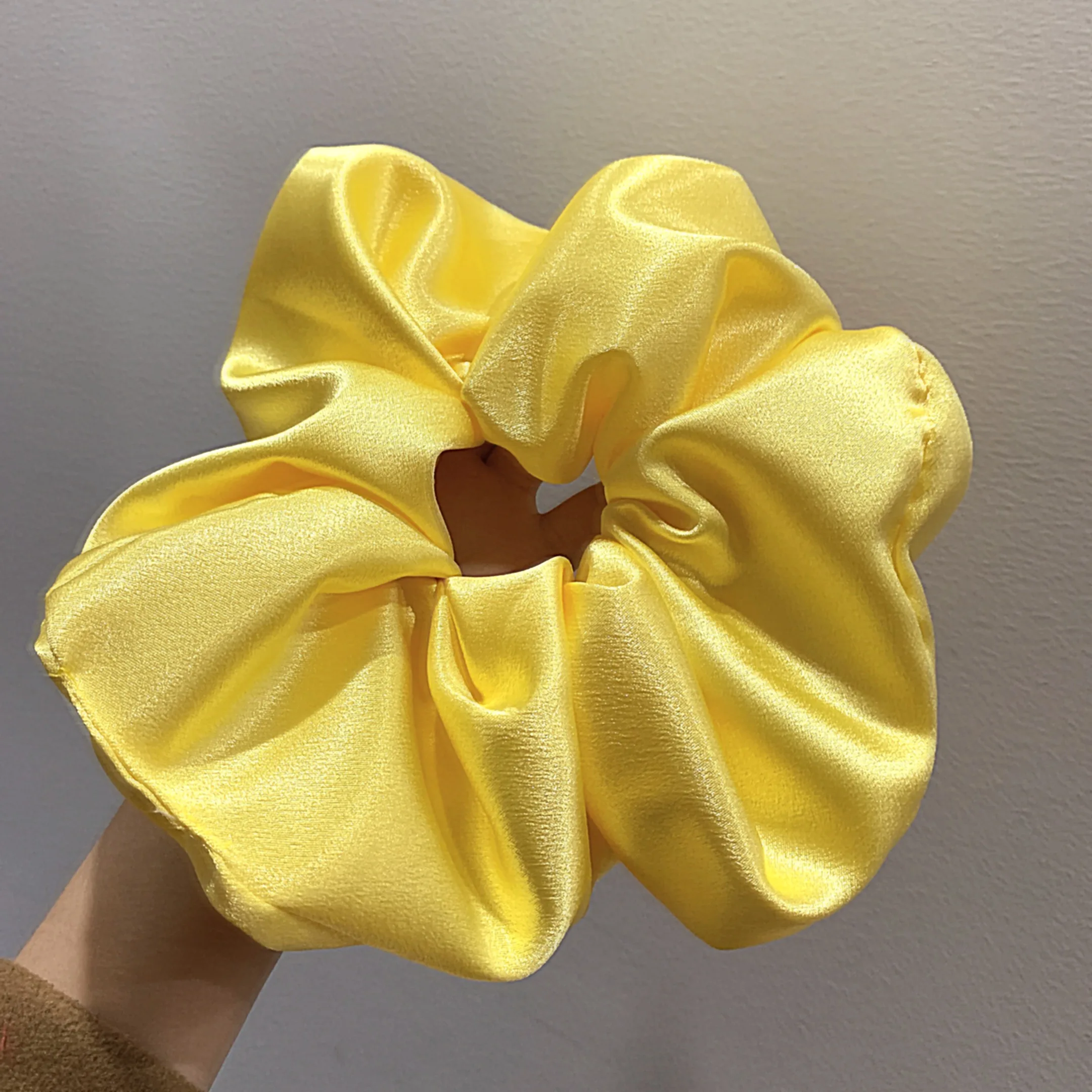 Satin Silk Oversize Hair Scrunchies Women Elastic Rubber Hair Bands Girls Solid Ponytail Holder Hair Ties Rope Hair Accessories