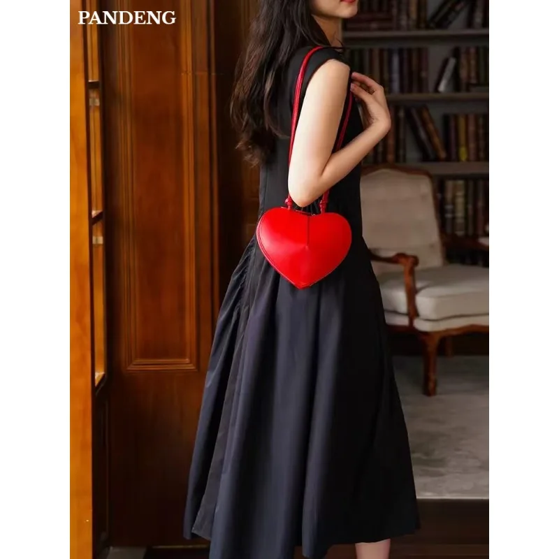 

2026 high-end love bag, fashionable peach heart box bag, niche design, stylish bag, textured single shoulder crossbody bag