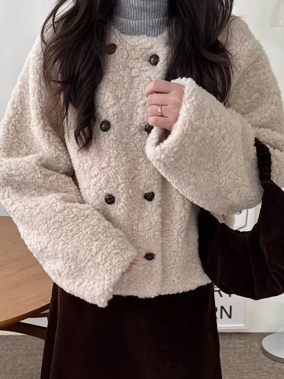 

Chic ort Double-Breasted Lamb Fur Collar round Ne Warm Outerwear for Women Korean Sle Casual Warmth Polyester Fiber