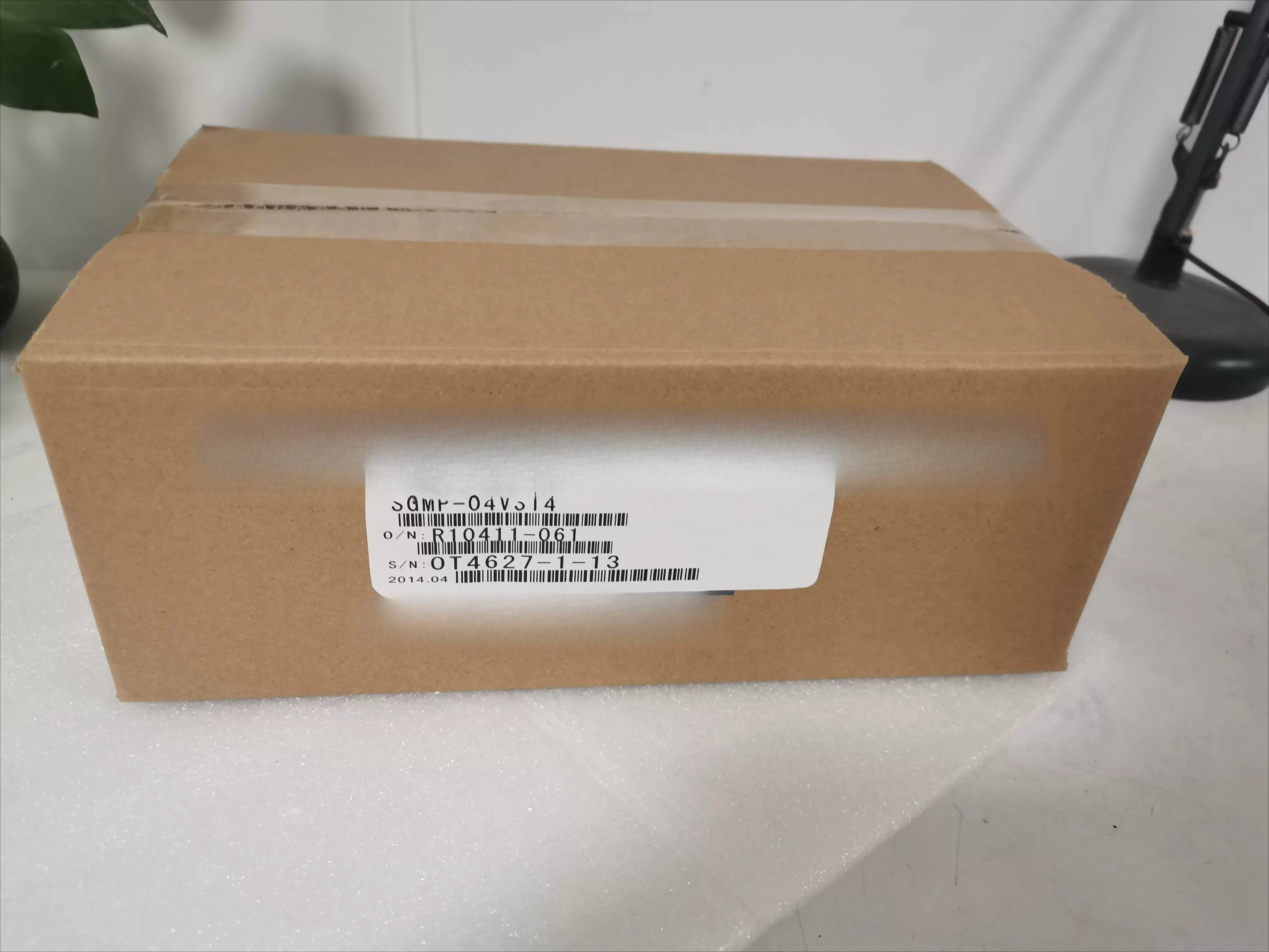 

servo driver SGD7S-5R5A/7R6A/120A/180A/200A00A002 original stock