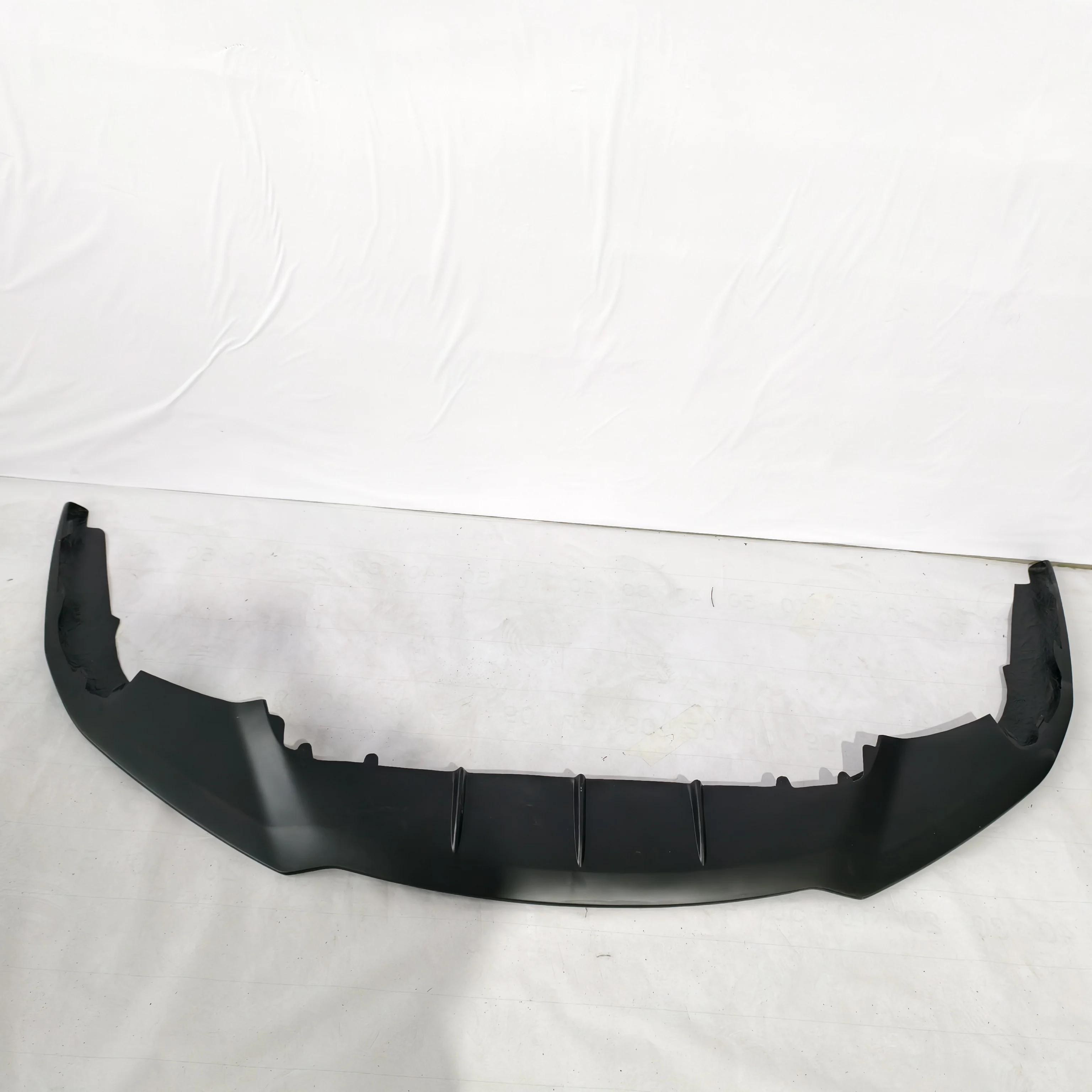 Used High Quality Auto Body Kits Car Front Bumper Lip Chin Spare Accessories Bolt-On Universal Fitment For For Hurricane