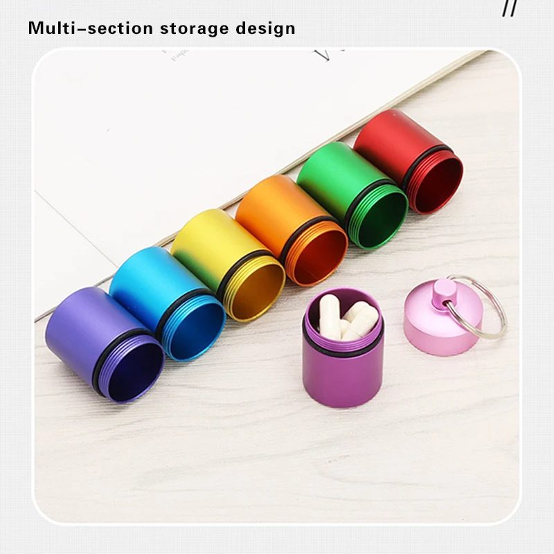 منظم حبوب أسبوعي معدني مقاوم للماء مع تصميم حجرة لمدة 7 أيام، مجموعة إسعافات أولية محمولة للسفر في الهواء الطلق مع حلقة مفاتيح