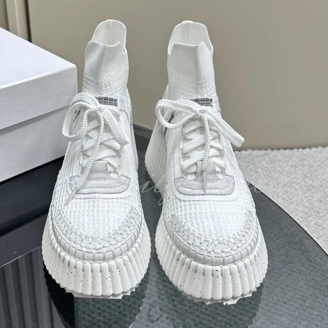Luxury 2024 New Round Headed Mixed Colors Sport Shoes Women Thick Sole Heightened Lace up Handwoven Casual Shoes High Top Shoes