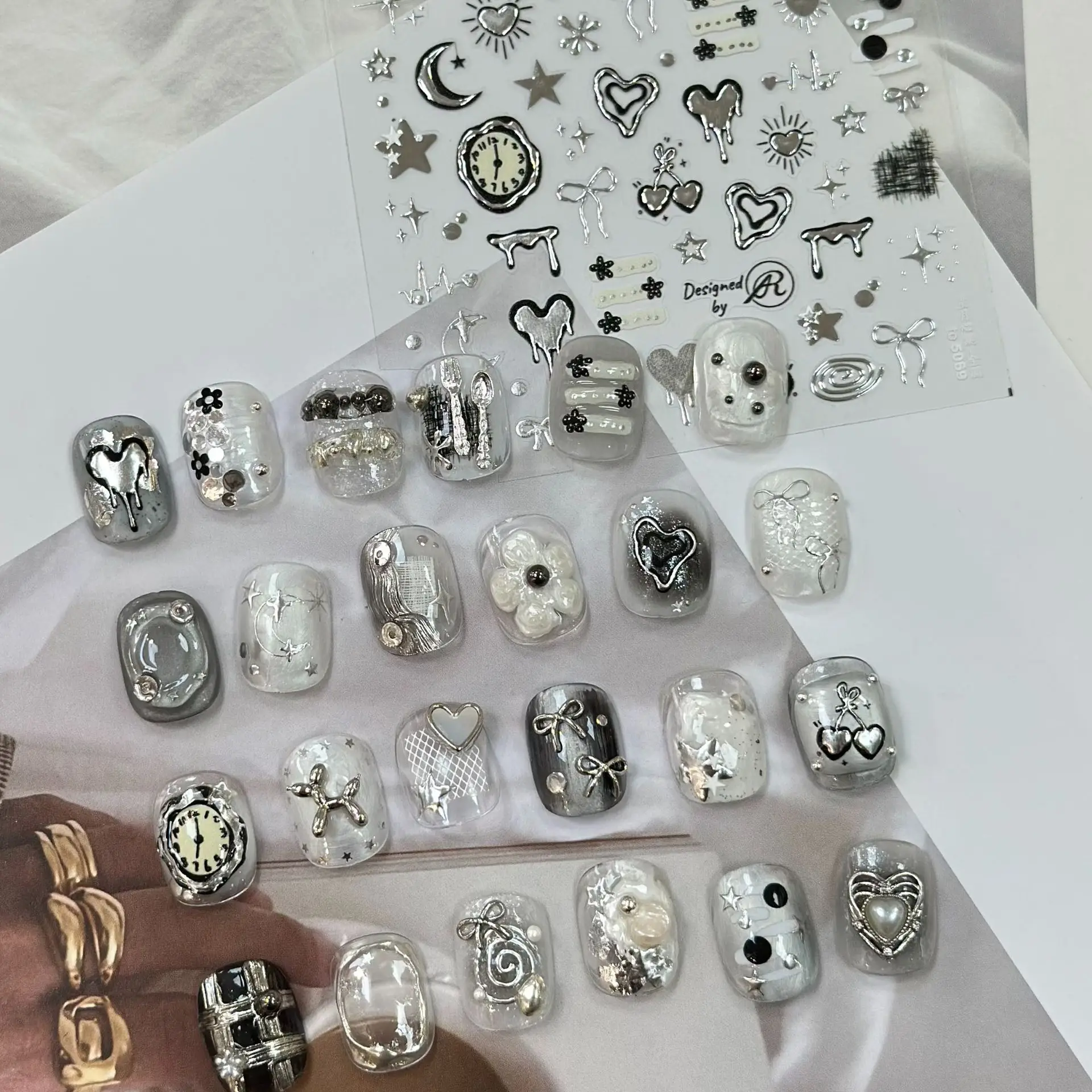 1pcs/3D Metallic Silver Black Gothic Melting Heart Clock Moon Star Nail Stickers Self-Adhesive Nail Art Decals for DIY Manicure