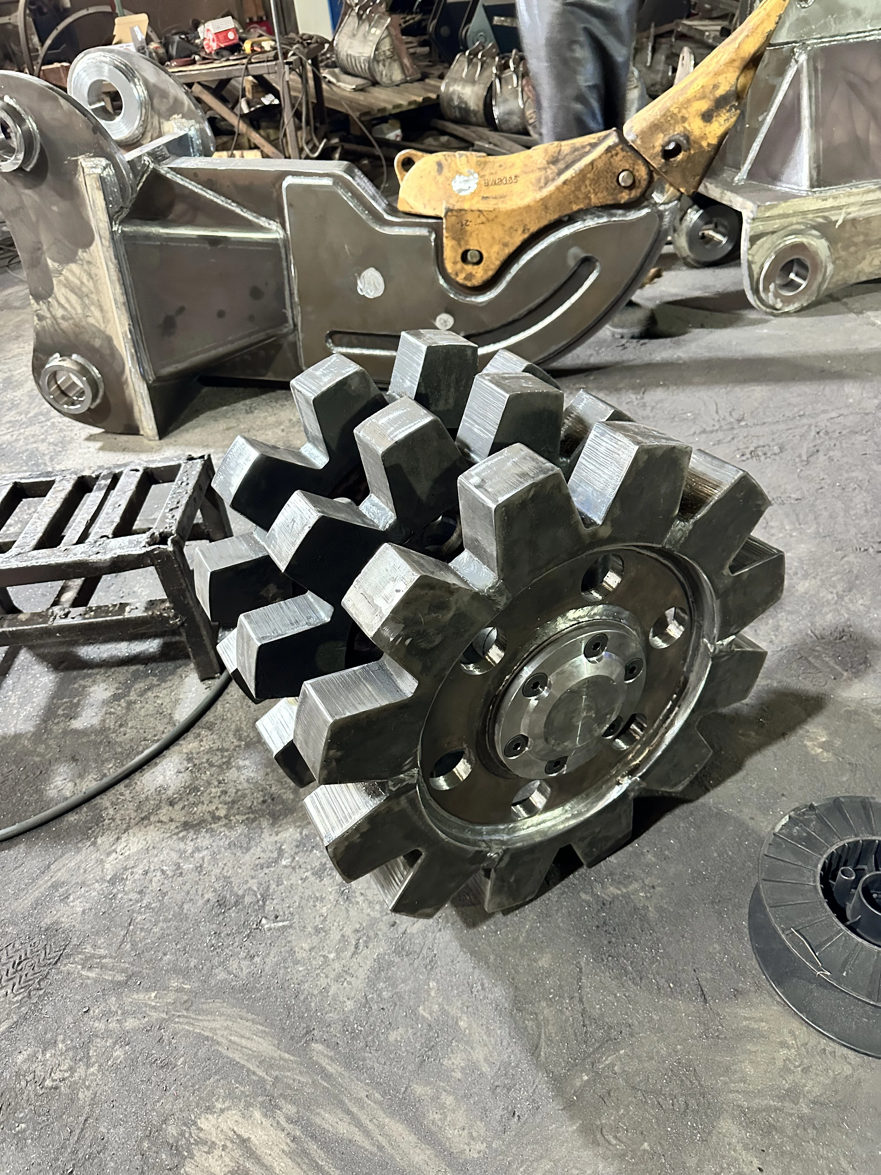RSBM Durable Excavator Tamping Wheel with High Strength Steel Reinforced Compaction Drum for Foundation Work