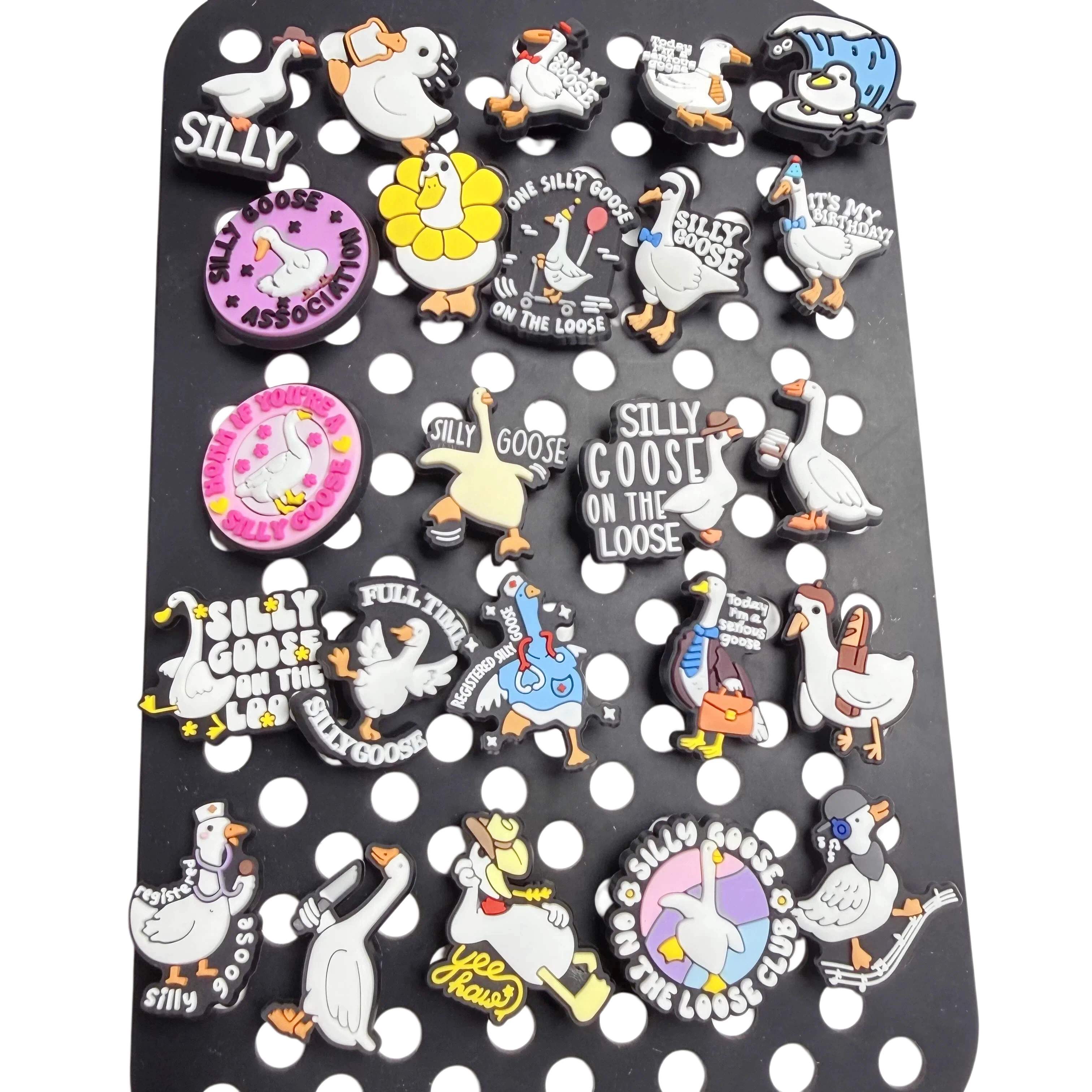 24-100Pcs Kawaii Goose Pvc Shoe Charms Sandals Shoes Ornaments Garden Shoes Accessories DIY Women Phonecase Holiday Present