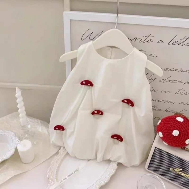 XH-Summer New Handmade Strawberry Super Cute Girl Dress Baby Girl Fashion All-Match Sleeveless Vest Dress