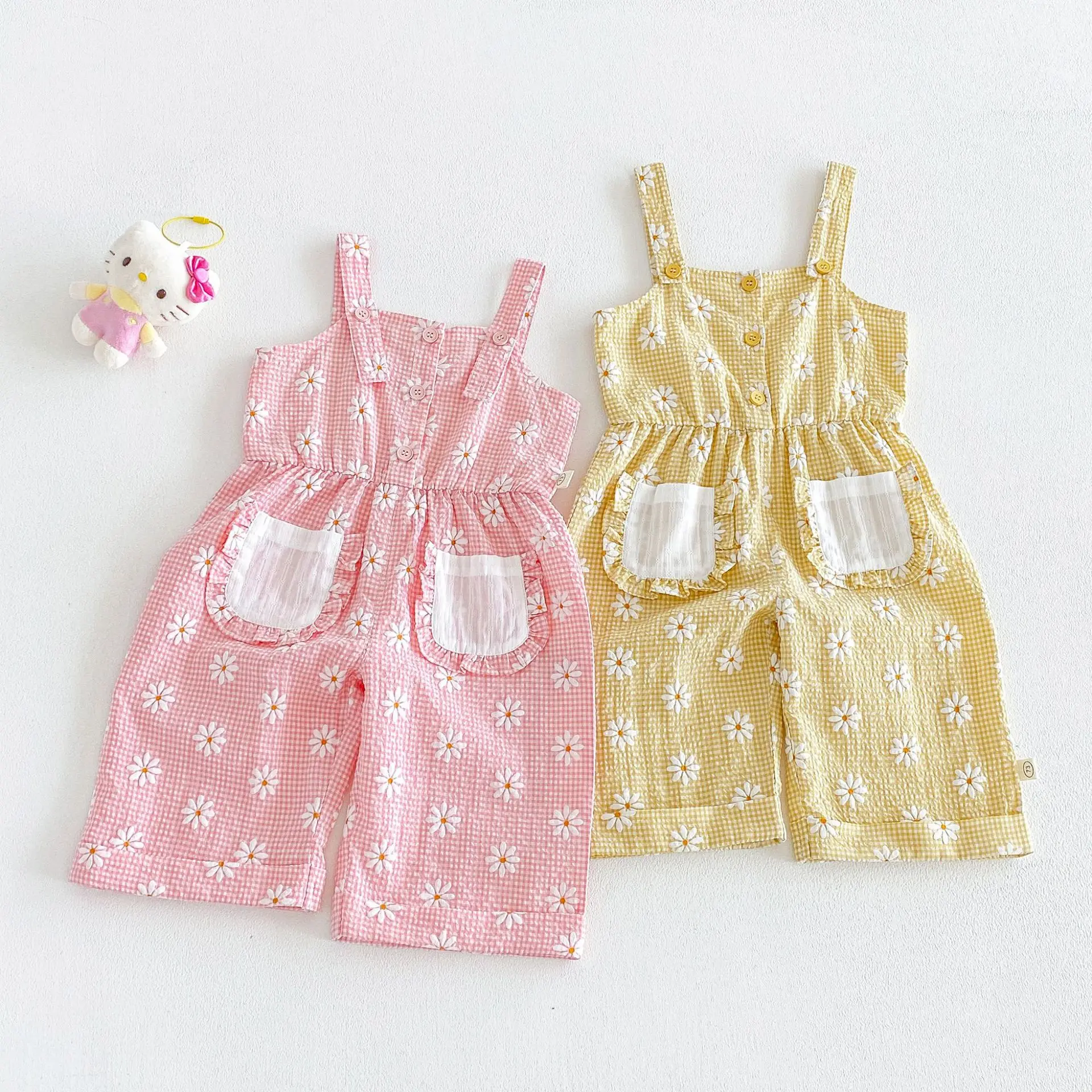 

Girls' Daisy Doll Shirt 2026 New Summer Baby Design Sense Lace Shirt Children's Stylish Vest